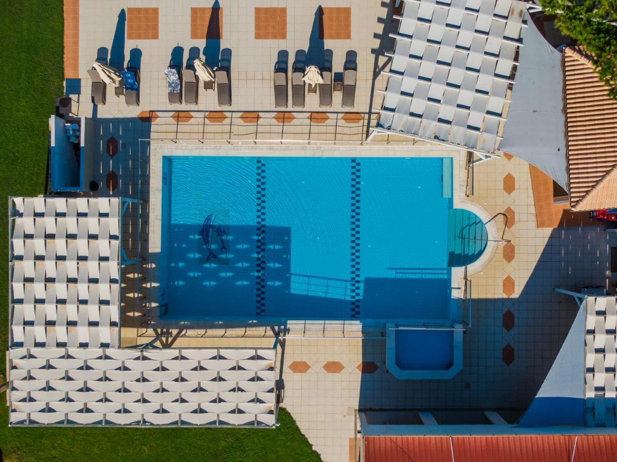 Mesogeios Hotel Marathópolis Esterno foto