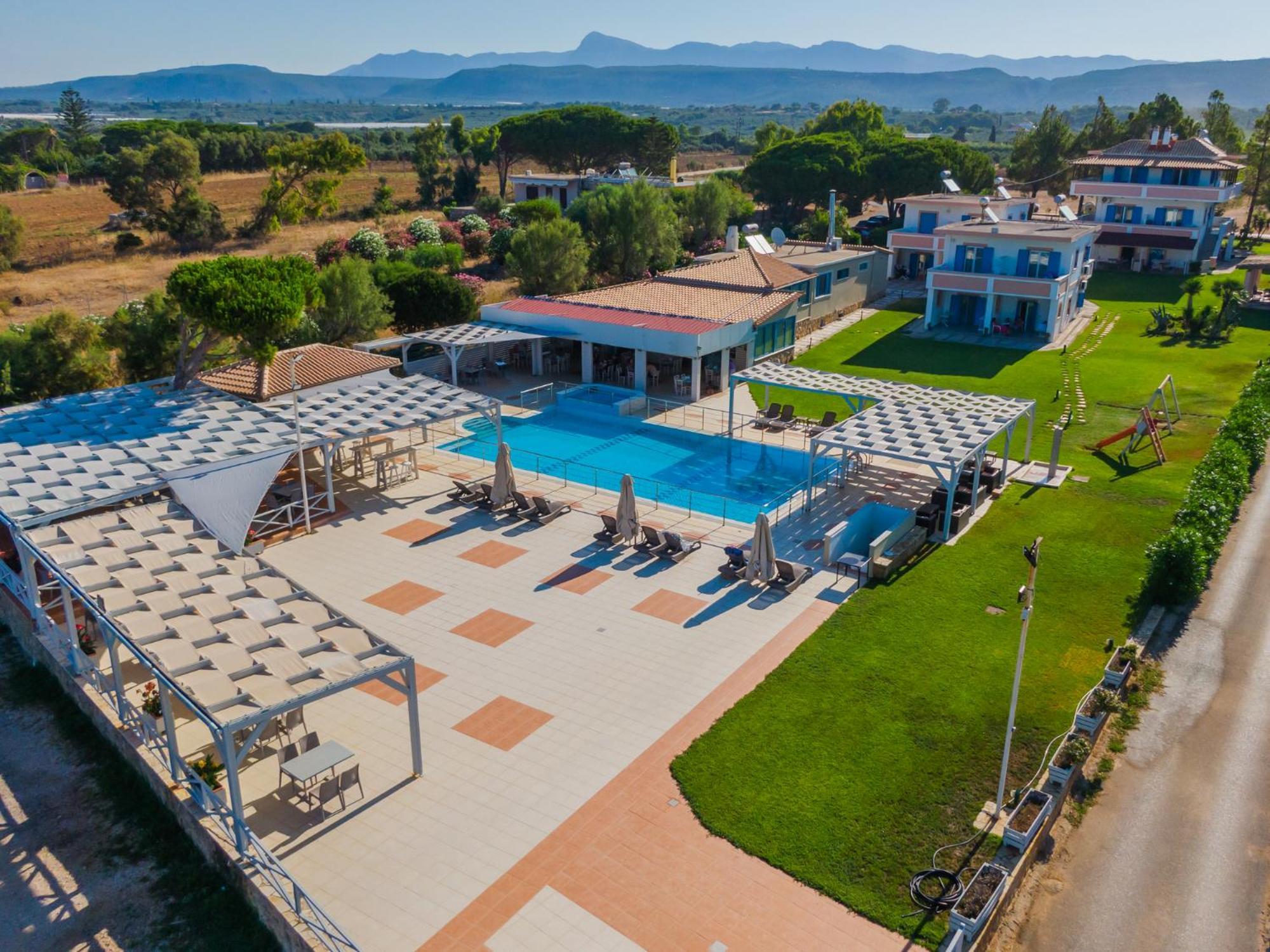 Mesogeios Hotel Marathópolis Esterno foto